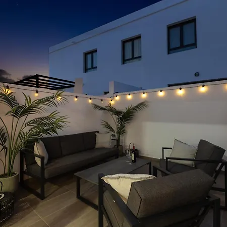 Casahost Gardenia Golf Tatil Evi Costa Teguise